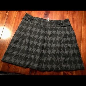 EUC Houndstooth Express Design Studio Skirt 8